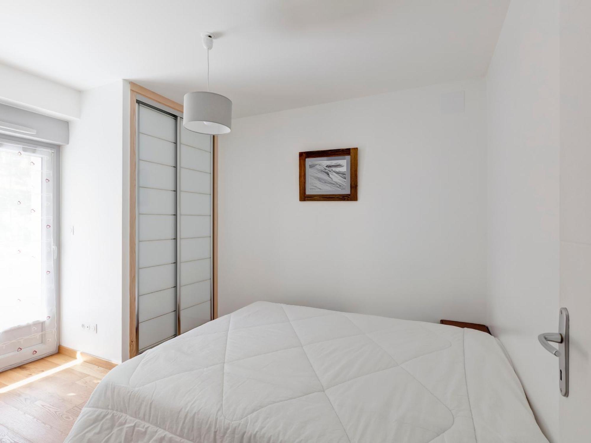 Appartement Neuf 2* Au Centre De Brides Avec Terrasse, Proche Telecabines Et Commerces - Fr-1-512-41 Exterior photo